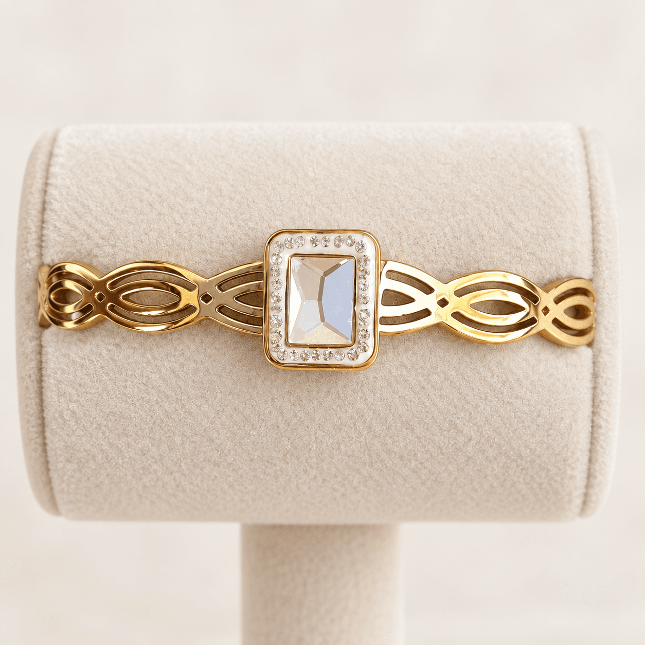 Clear Halo Loop Cuff