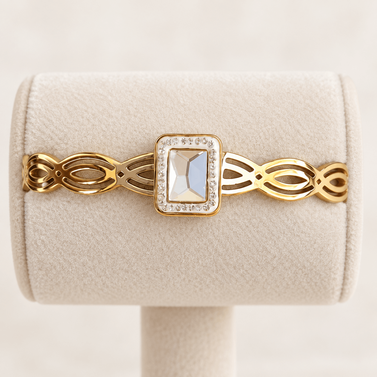 Clear Halo Loop Cuff